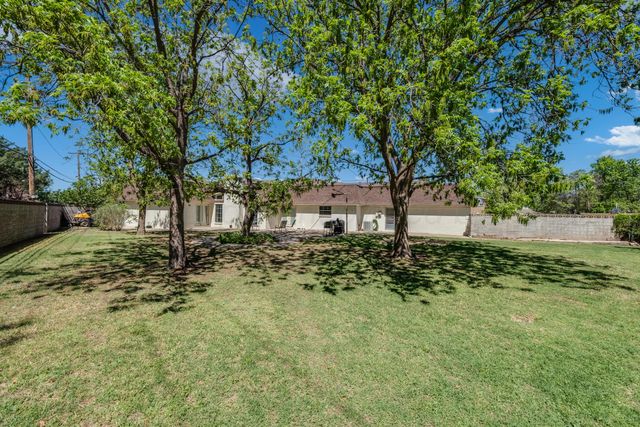 130 BAILEY Avenue, Dumas, TX 79029