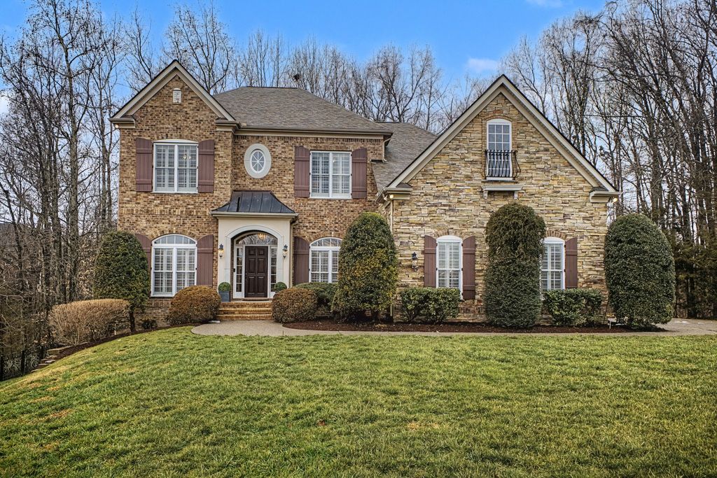 871 Arlington Heights Dr, Brentwood, TN 37027