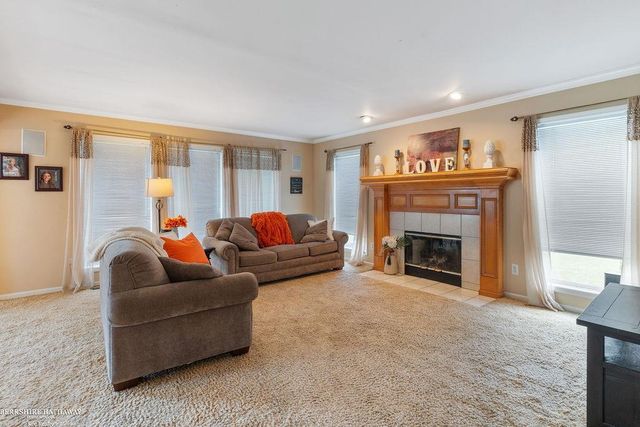 46568 Riverwoods Drive, Macomb Twp, MI 48044