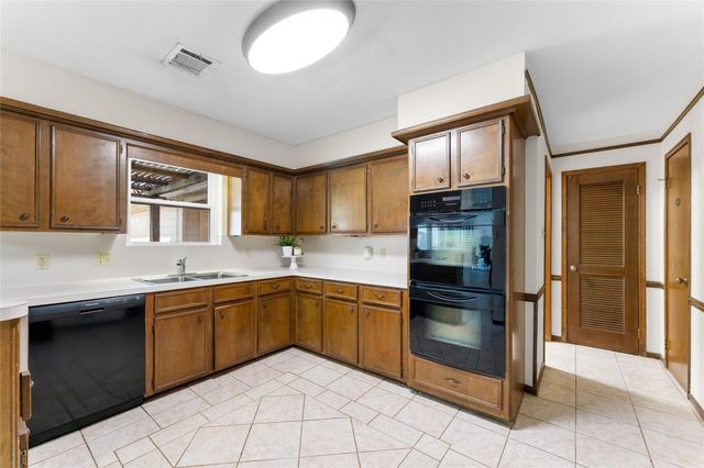 3614 Shanemoss Court, Houston, TX 77068