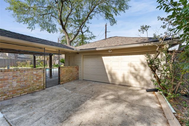 3614 Shanemoss Court, Houston, TX 77068