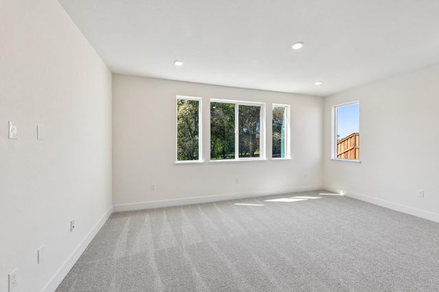 2340 Briar Meadow Cir, Auburn, CA 95603