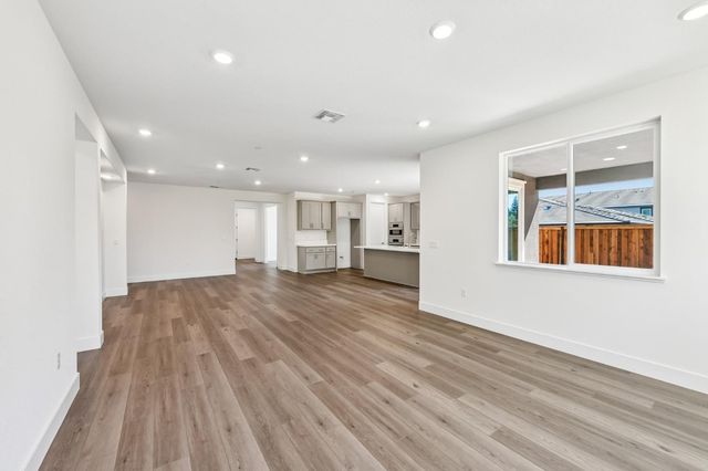 2340 Briar Meadow Cir, Auburn, CA 95603
