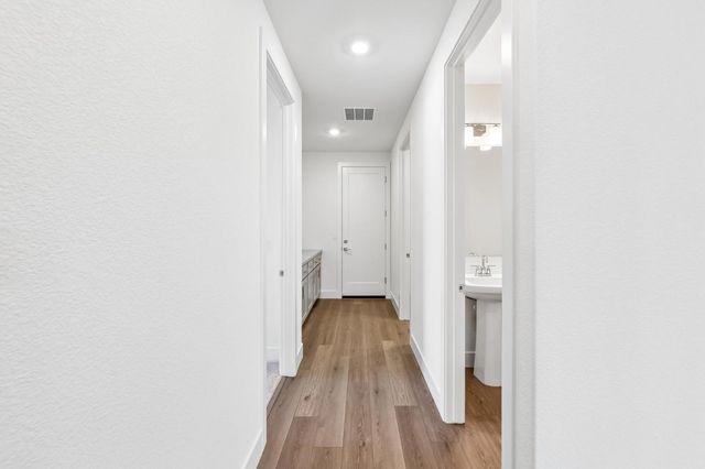 2340 Briar Meadow Cir, Auburn, CA 95603