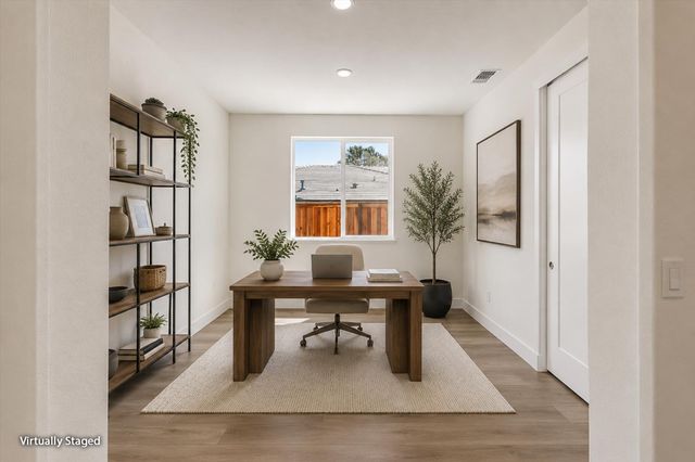 2340 Briar Meadow Cir, Auburn, CA 95603