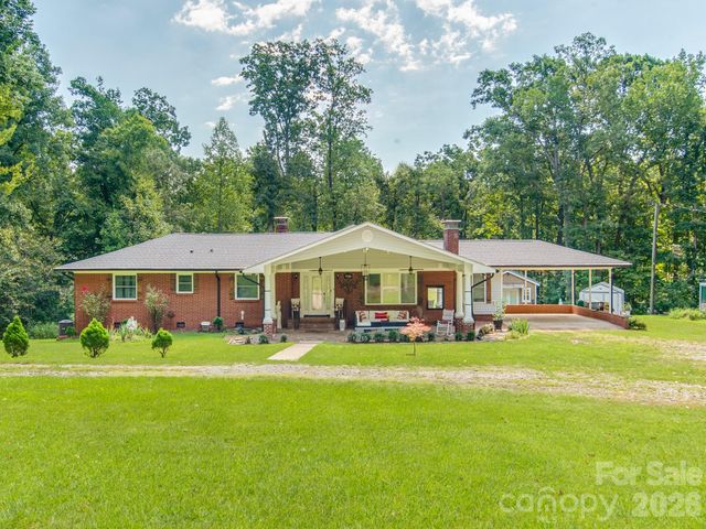 7124 Ridge Lane Road, Charlotte, NC 28262
