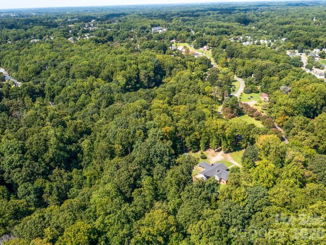 7124 Ridge Lane Road, Charlotte, NC 28262