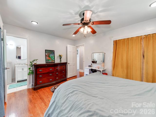 7124 Ridge Lane Road, Charlotte, NC 28262