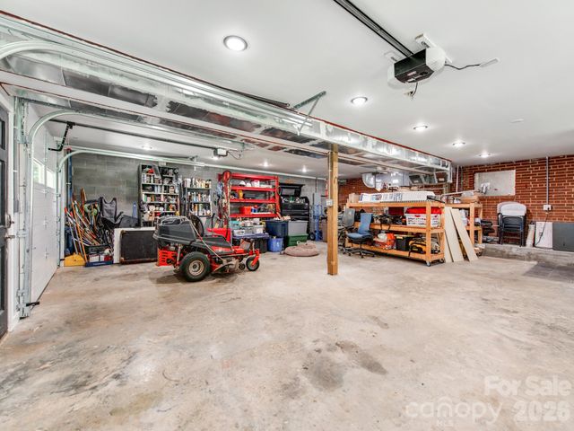 7124 Ridge Lane Road, Charlotte, NC 28262