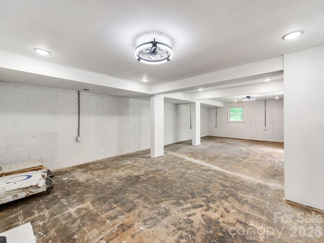7124 Ridge Lane Road, Charlotte, NC 28262