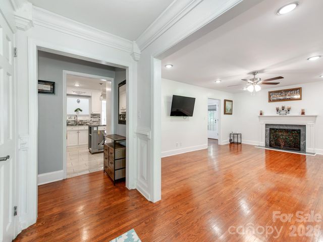 7124 Ridge Lane Road, Charlotte, NC 28262