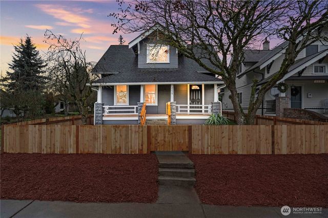 2224 E Harrison Street, Tacoma, WA 98404