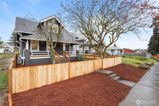 2224 E Harrison Street, Tacoma, WA 98404