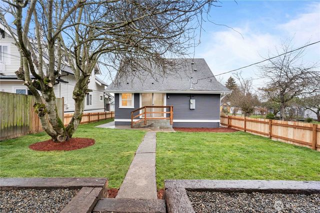 2224 E Harrison Street, Tacoma, WA 98404