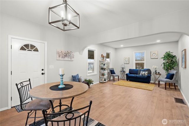 2224 E Harrison Street, Tacoma, WA 98404