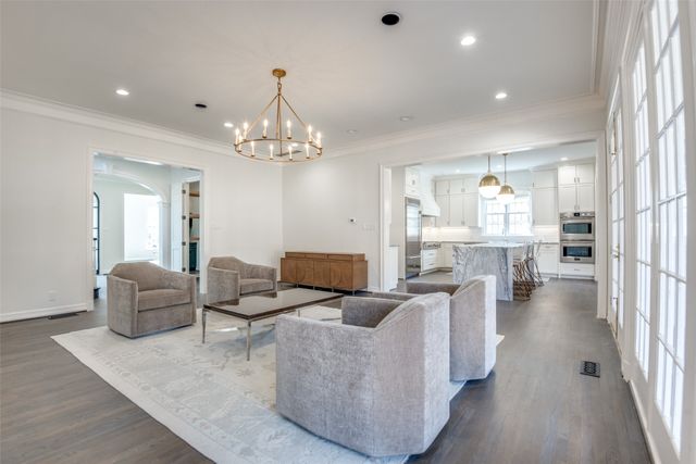 4020 Mcfarlin Boulevard, University Park, TX 75205