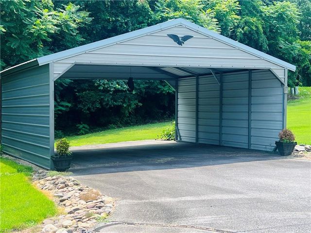 10033 NC HIGHWAY 89 W, Westfield, NC 27053