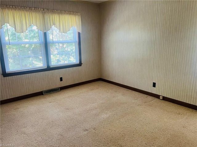 10033 NC HIGHWAY 89 W, Westfield, NC 27053