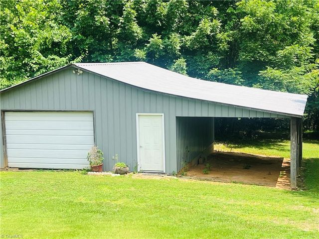 10033 NC HIGHWAY 89 W, Westfield, NC 27053