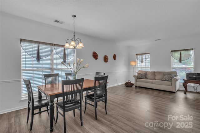 6713 Brachnell View Drive, Charlotte, NC 28269