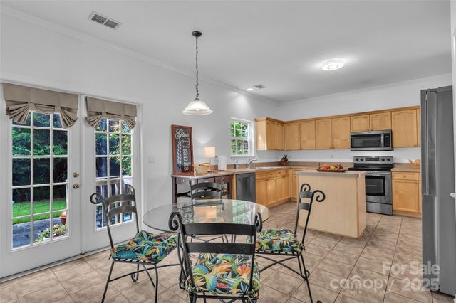 6713 Brachnell View Drive, Charlotte, NC 28269