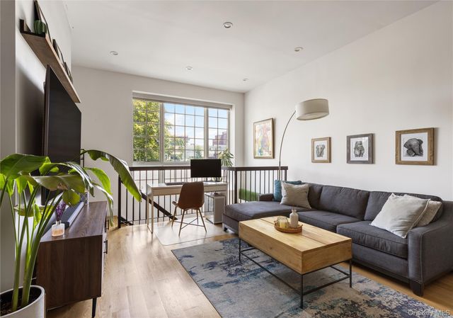 5-30 47th Avenue 1A, Long Island City, NY 11101