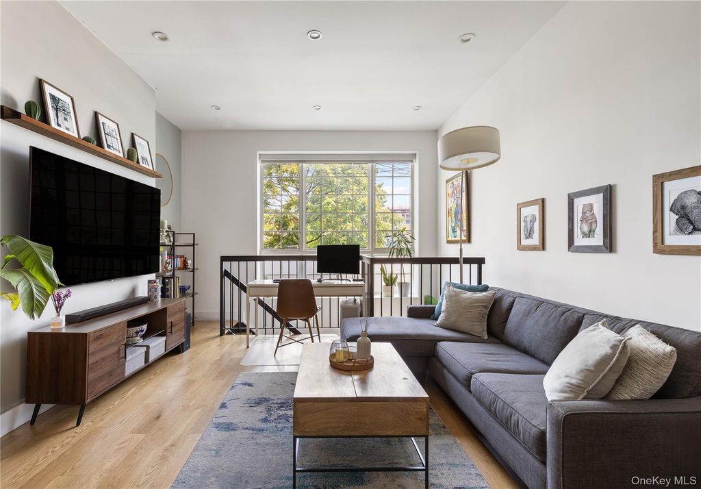5-30 47th Avenue 1A, Long Island City, NY 11101