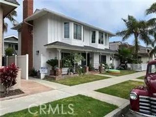 413 14TH Street D, Huntington Beach, CA 92648