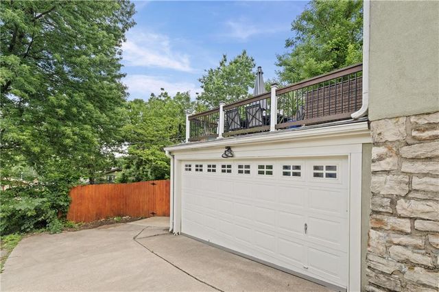 4815 Bell Street, Kansas City, MO 64112