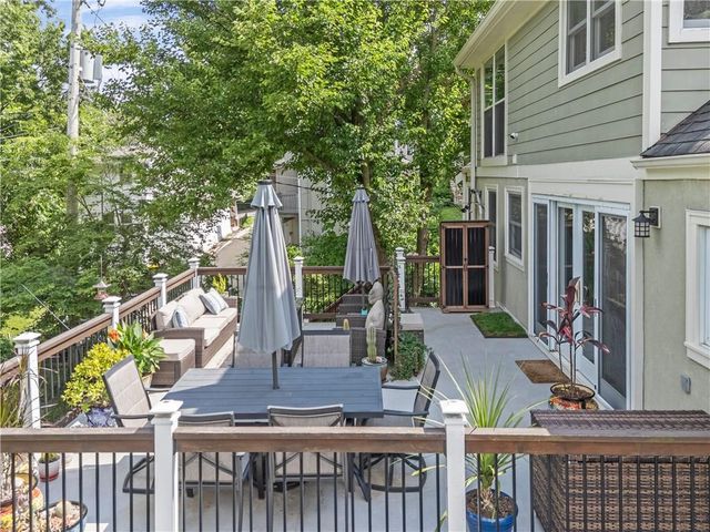 4815 Bell Street, Kansas City, MO 64112