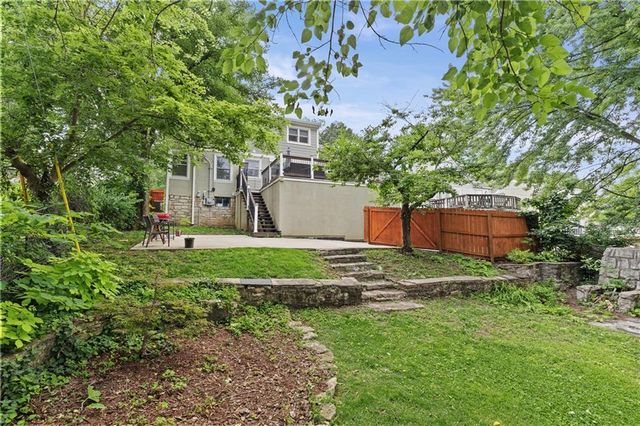 4815 Bell Street, Kansas City, MO 64112