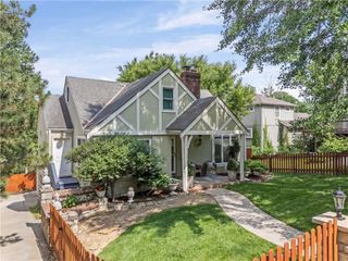 4815 Bell Street, Kansas City, MO 64112