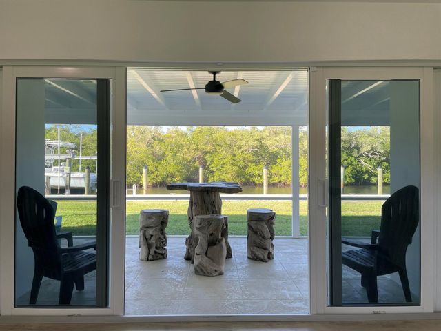 8585 SE Palm Street, Hobe Sound, FL 33455