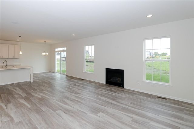 404 Tanya Lane, Oswego, IL 60543