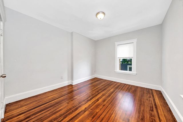 18 Peverell St, Boston, MA 02125