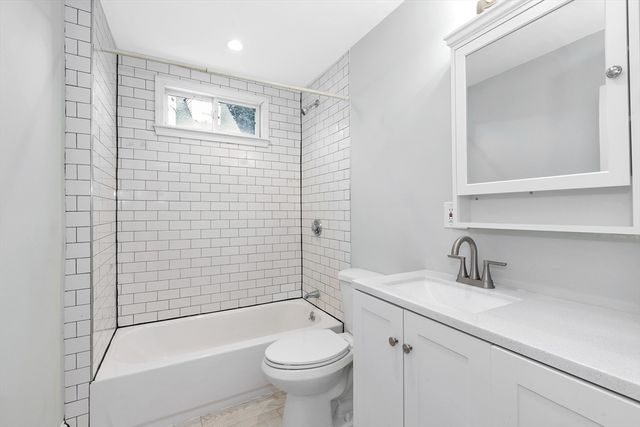 18 Peverell St, Boston, MA 02125