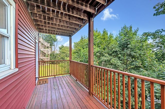 18 Peverell St, Boston, MA 02125
