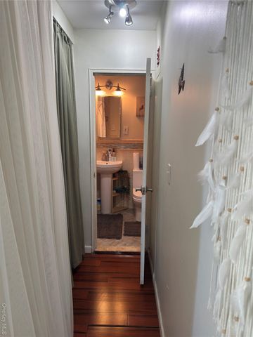 16420 Highland Avenue 7V, Jamaica, NY 11432