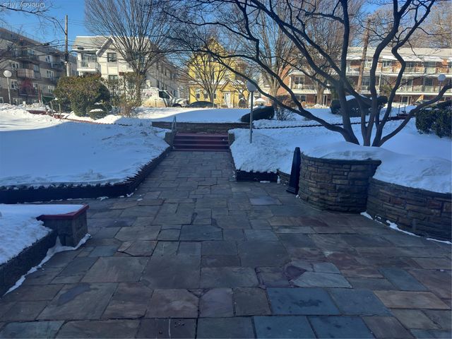 16420 Highland Avenue 7V, Jamaica, NY 11432