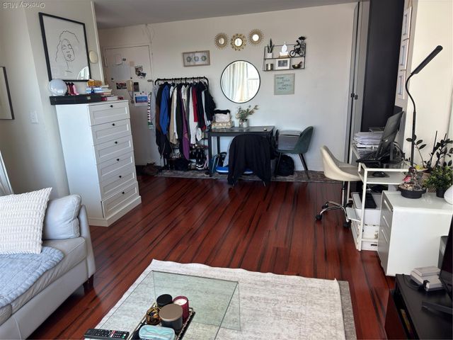 16420 Highland Avenue 7V, Jamaica, NY 11432