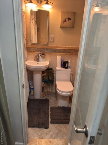 16420 Highland Avenue 7V, Jamaica, NY 11432