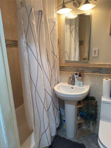 16420 Highland Avenue 7V, Jamaica, NY 11432