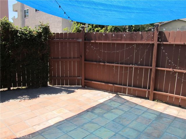 11217 La Maida Street, North Hollywood, CA 91601