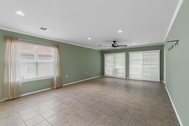 318 Barrington Farm CT, Georgetown, TX 78633