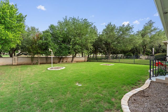 318 Barrington Farm CT, Georgetown, TX 78633