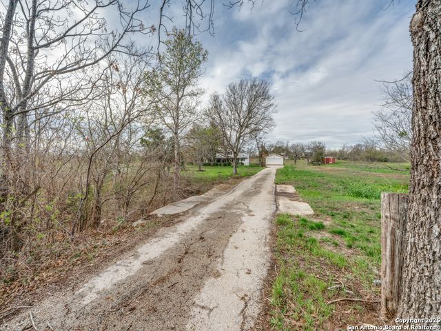 7431 & 7433 Real Road, China Grove, TX 78263