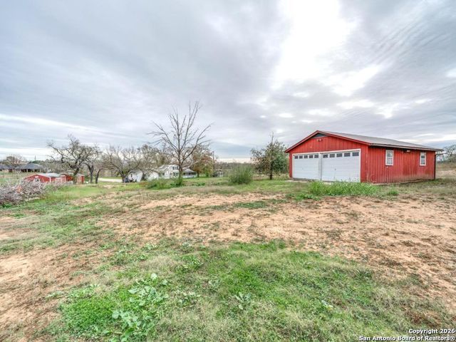 7431 & 7433 Real Road, China Grove, TX 78263