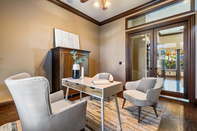 332 W Everglade Avenue, Clovis, CA 93619