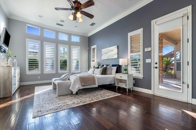 332 W Everglade Avenue, Clovis, CA 93619