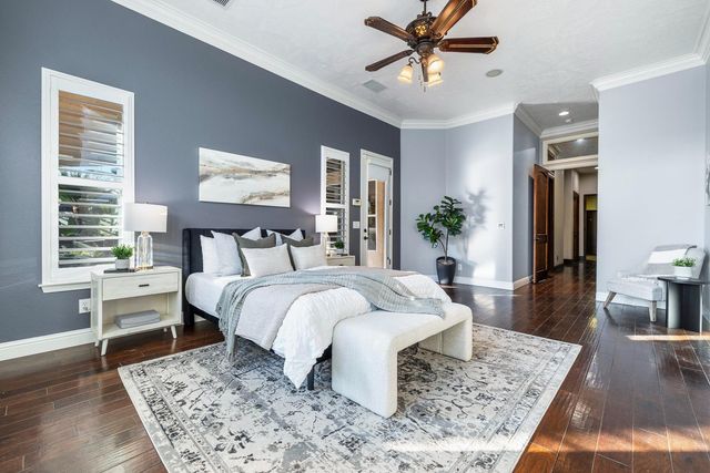 332 W Everglade Avenue, Clovis, CA 93619